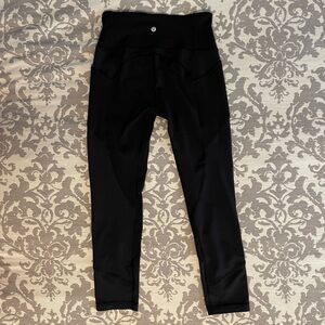 lululemon Black Leggings 25” Size 6